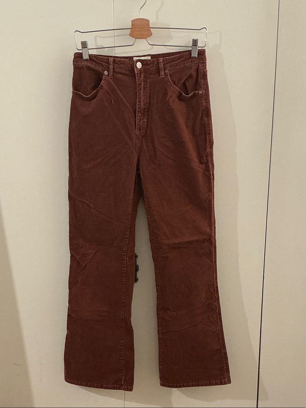 RVCA Women's Flared Corduroy Jeans in Burgundy Sz 28